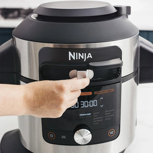 Ninja Foodi MAX 15-in-1 SmartLid Multi-Cooker with Smart Cook System 7.5 Litre | OL750UK
