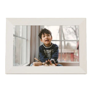 Aura Carver 10.1 Inch WiFi Digital Photo Picture Frame - White | UKA900-WHT