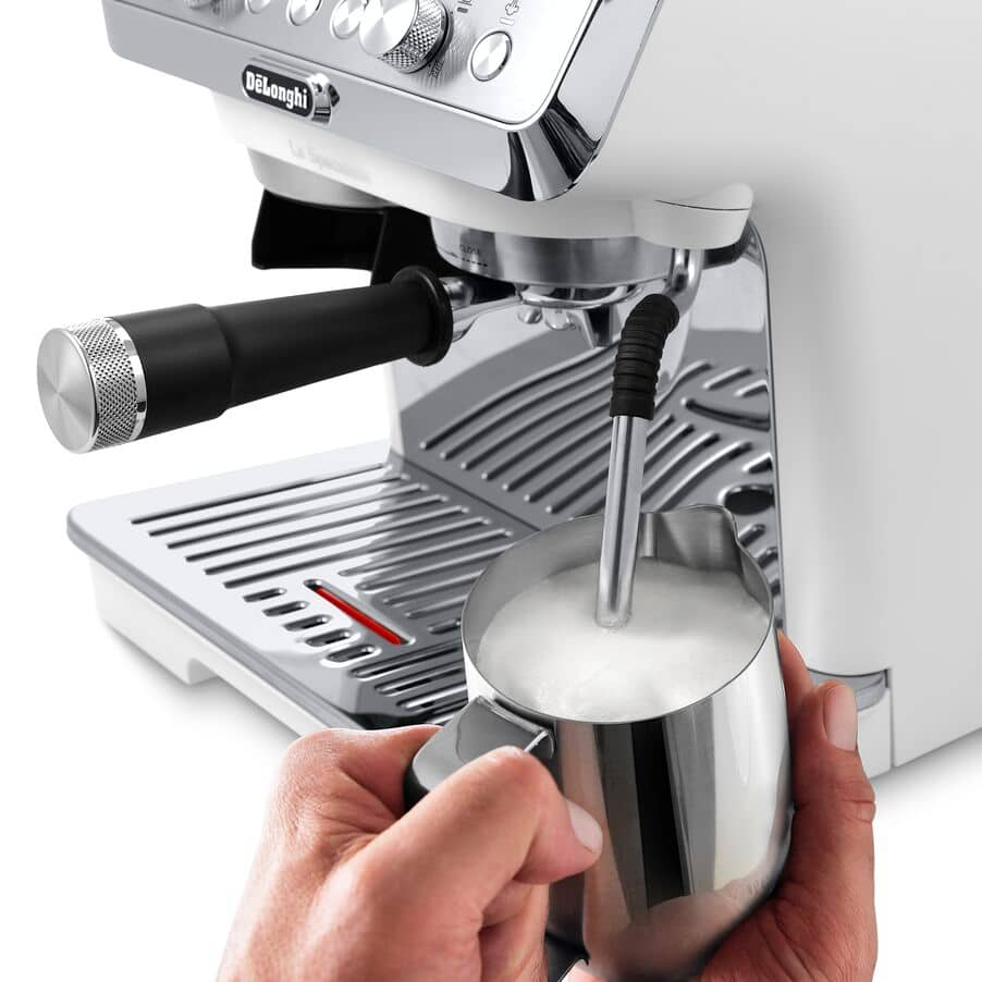 DeLonghi La Specialista Arte Bean to Cup Coffee Machine - White | EC9155.W