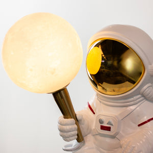 Tara Lane Astronaut on the Moon USB Table Lamp | TL6708