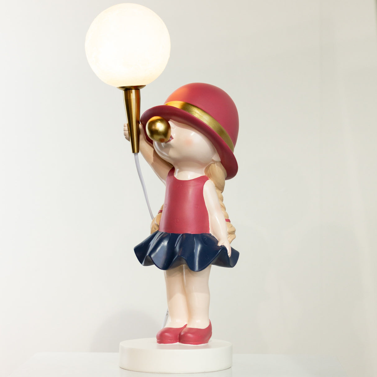 Tara Lane Bubblegum Girl USB Table Lamp | TL6710