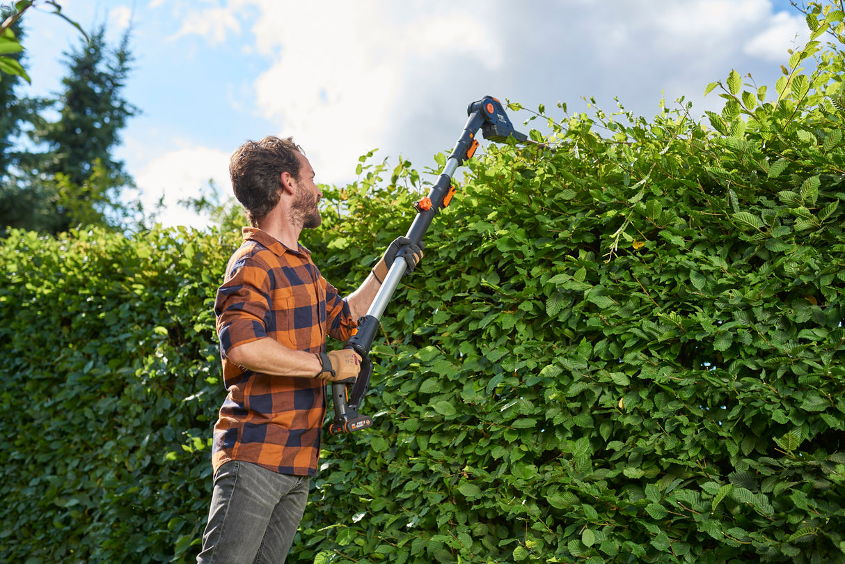 Worx Powershare 20V Cordless Pole Hedge Trimmer 45cm with 2.0ah Battery | WG252E