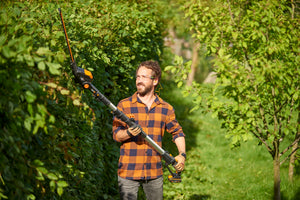 Worx Powershare 20V Cordless Pole Hedge Trimmer 45cm with 2.0ah Battery | WG252E