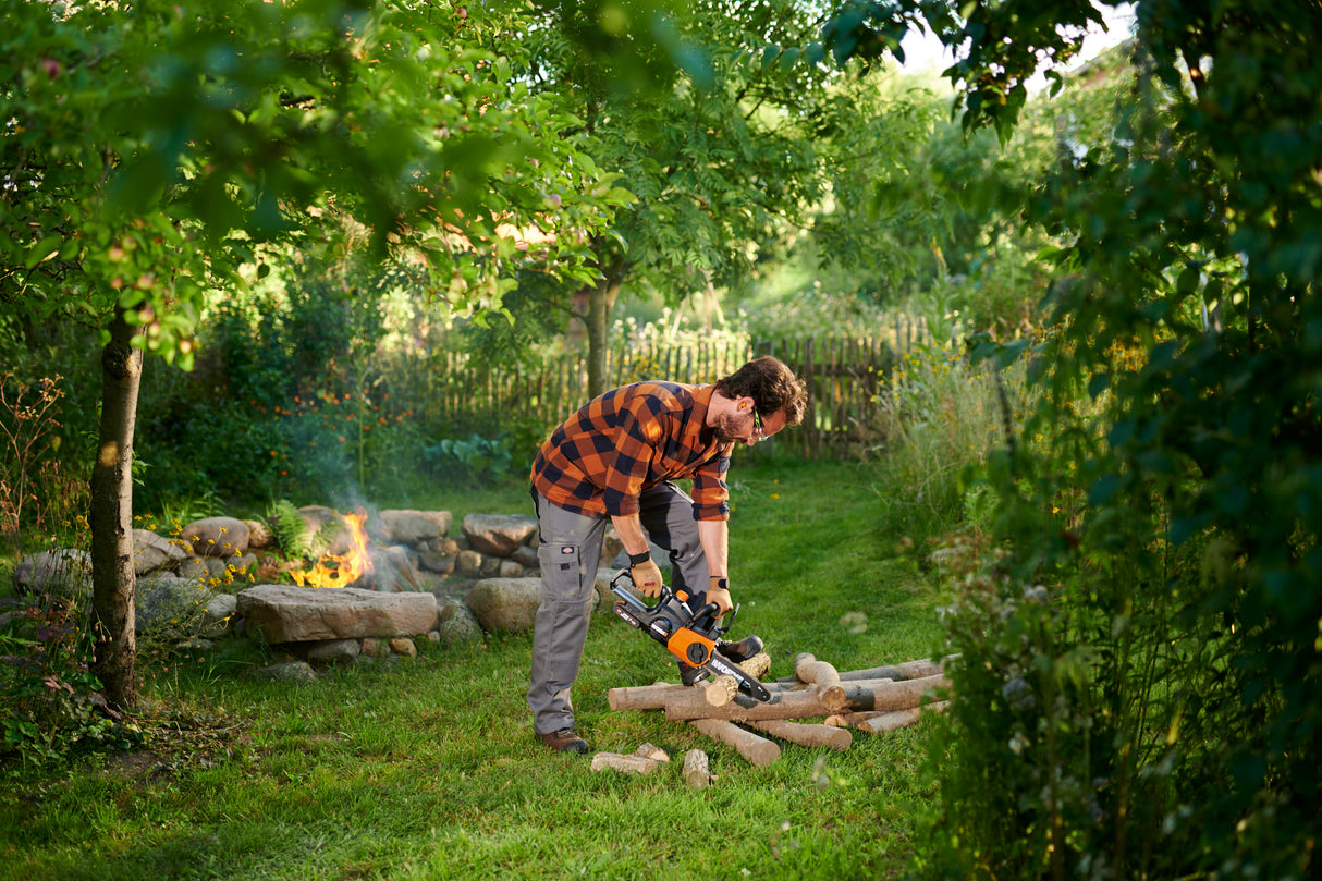 WORX Power Share Cordless Chain Saw - 30cm - 2 x 20V Batteries Included | WG381E