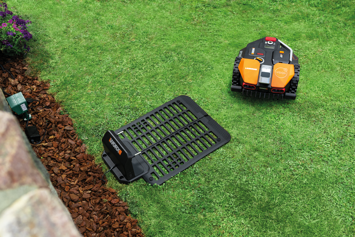 Landroid Vision Guided Robotic Robot Lawn Mower L1300 1300m2 | WR213E